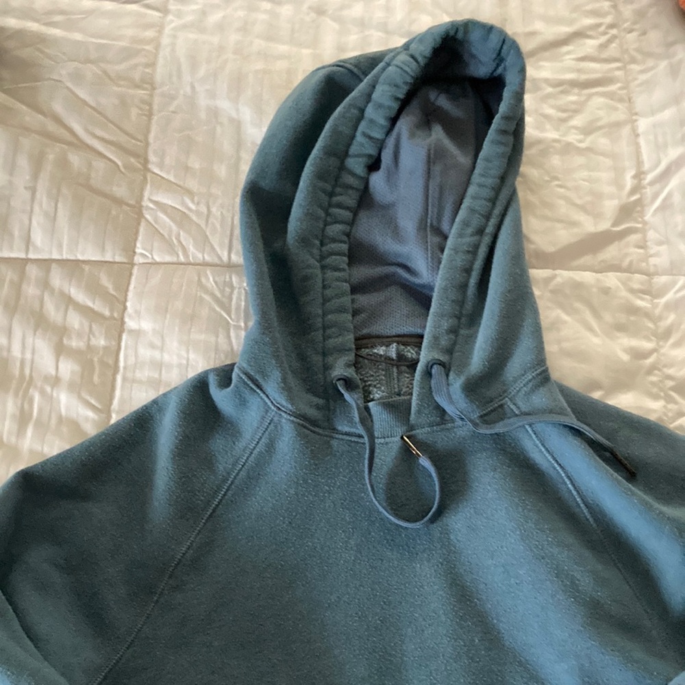 All in Motion Mens blue sweatshirt size S